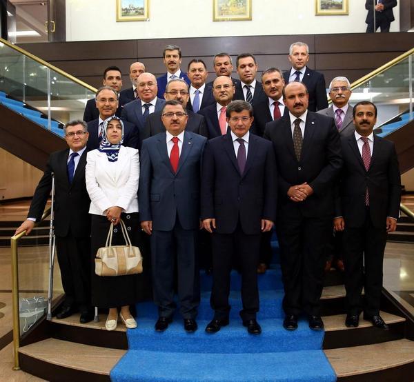 Başbakan Davutoğlu, Memur-Sen Heyetiyle Görüştü
