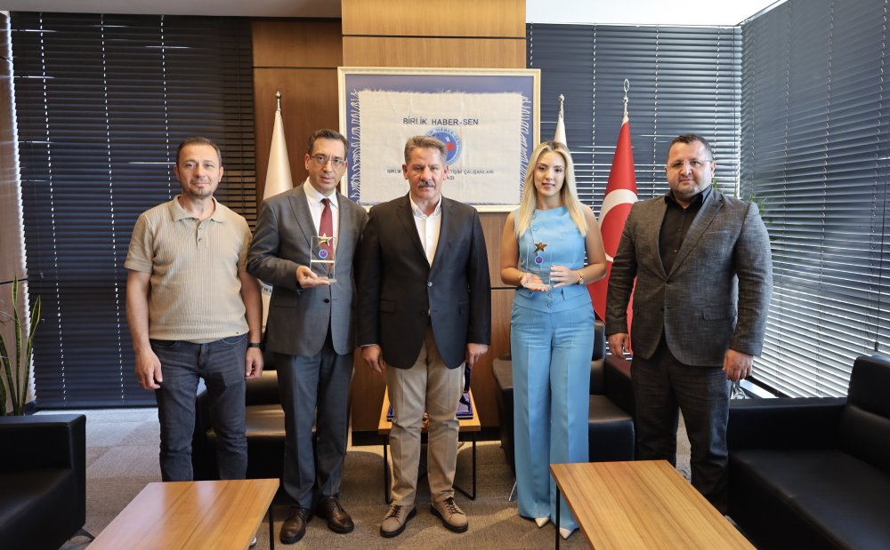 TOLGA İNCE VE SELİN GÜNGÖR'E ONUR ÖDÜLÜ, ULUSLARARASI ARENADA İKİ BÜYÜK BAŞARI