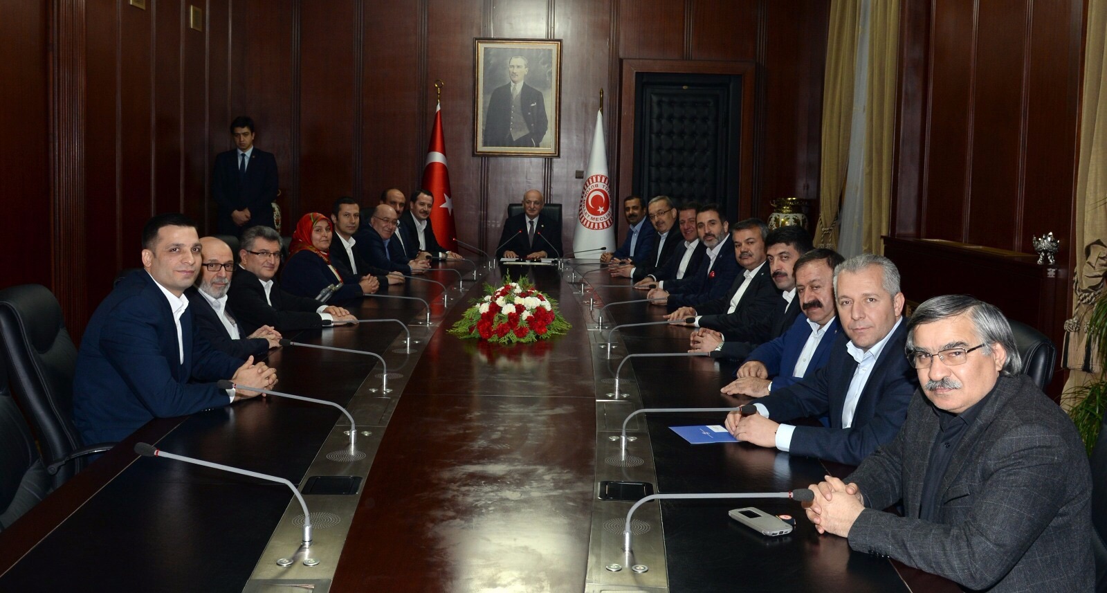 MEMUR-SEN HEYETİNDEN, TBMM BAŞKANI KAHRAMAN'A HAYIRLI OLSUN ZİYARETİ