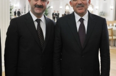 Gülcüoğlu, Cumhurbaşkanı Gülün Verdiği İftara Katıldı