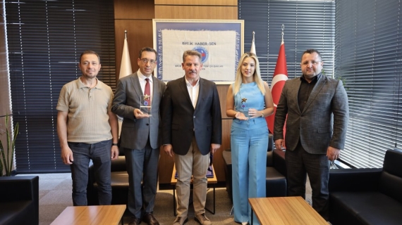 TOLGA İNCE VE SELİN GÜNGÖR'E ONUR ÖDÜLÜ, ULUSLARARASI ARENADA İKİ BÜYÜK BAŞARI