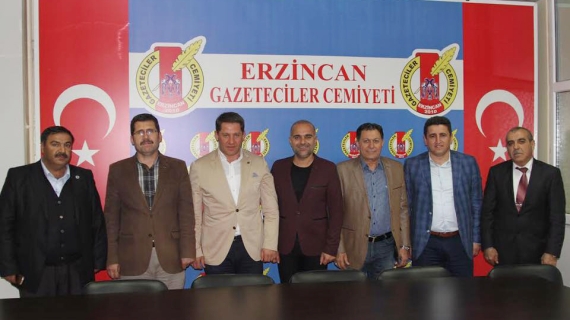 BAŞKANLARIMIZDAN ERZİNCAN GAZETECİLER CEMİYETİNE ZİYARET