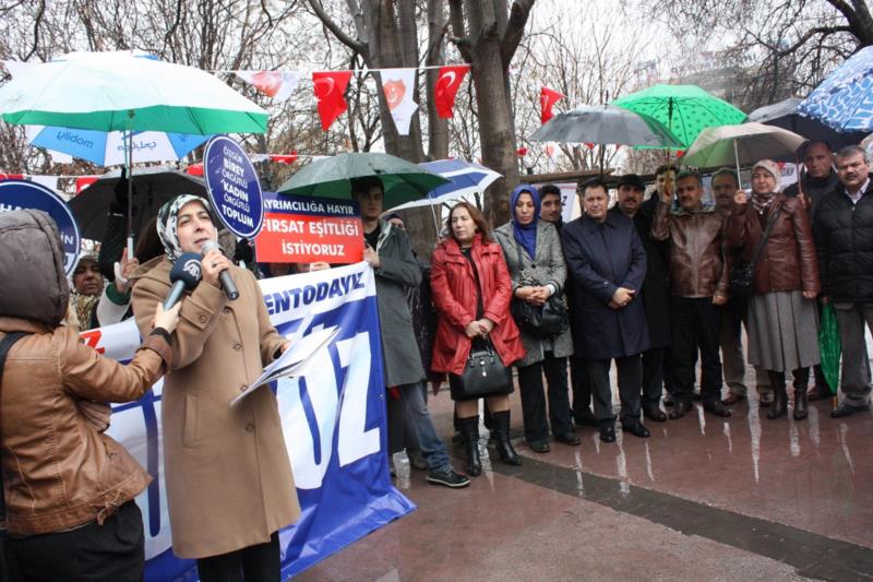 ‘Memur-Sen’li Kadınlar 8 Mart’da Meydanlara İndi